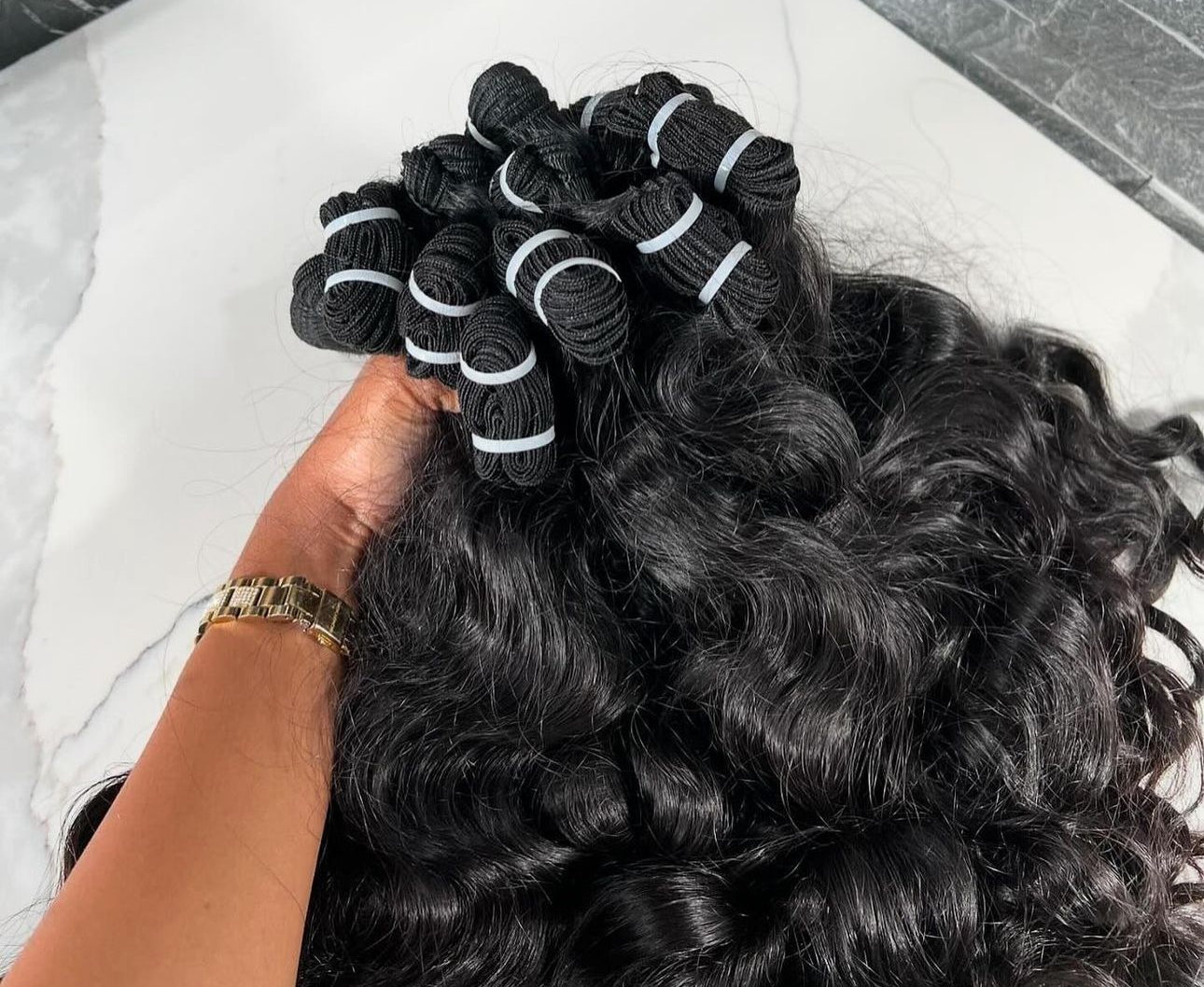 Straight bundles